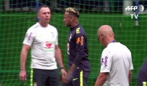 Mondial-2018: Neymar rattrapé par la douleur à l'entraînement