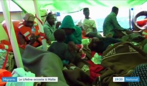 Migrants : le bateau humanitaire "Lifeline" accoste à Malte