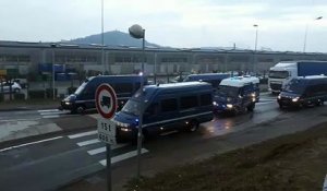 Noidans-lès-Vesoul : les gendarmes mobiles chassent les gilets jaunes