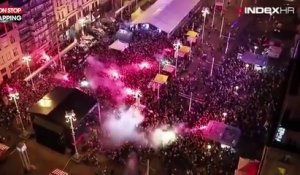 Mondial 2018 – Croatie en finale : L'incroyable joie des supporters à Zagreb (Vidéo)