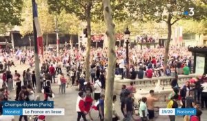 Mondial : l'avenue des Champs-Elysées comble