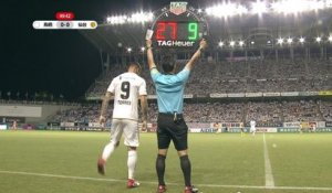 Japon - Torres acclamé pour sa grande première