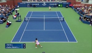 De belles claques de coup droit et Garcia a mis Suarez Navarro au pas