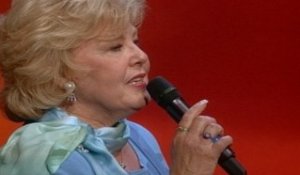 Bill & Gloria Gaither - When All Of God's Singers Get Home