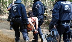 Allemagne : des militants anti-charbon expulsés d'une forêt