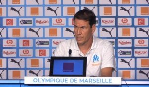 7e j. - Garcia : "Luiz Gustavo a de vieux réflexes de milieu de terrain"