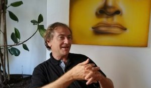 Interview de Didier Van Cauwelaert : Et si tu étais une abeille?