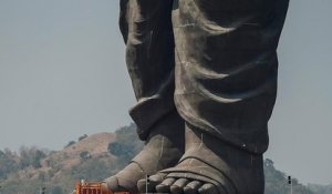L'immense "Statue de l'Unité" divise l'Inde