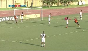 Football :  Petit Poto avec  Dagnoko Boubakar l'attaquant de la SOA