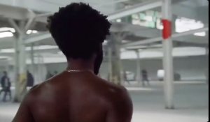 This is America.. version Mariah Carey "All I want for christmas"