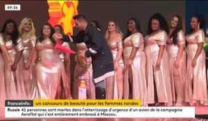 Un salon au Brésil organise un concours de beauté pour les femmes rondes, et c'est très chaud ! Regardez