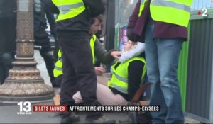 Les "gilets jaunes" à Paris : les images d'une manifestation qui a viré à l'affrontement