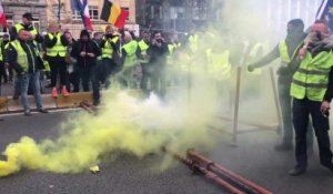 Bruxelles: les gilets jaunes dans la rue de la Loi