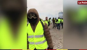 Gilets jaunes : premières tensions en haut des Champs-Elysées