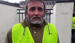 Gilets jaunes : "Pour nous, le moratoire n'est pas une solution"