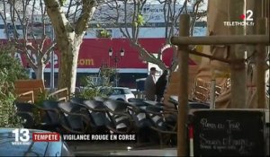 Vents violents en Corse : les habitants sont priés de ne pas se déplacer