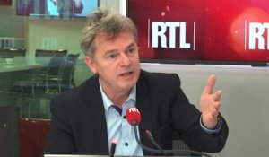 "Gilets jaunes" : "Il n'y a pas de véritable hausse des salaires, dénonce Fabien Roussel sur RTL