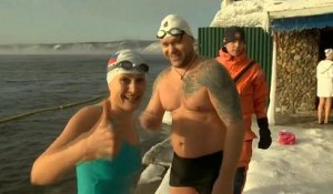 Les amateurs de baignade glacée se retrouvent... en Sibérie