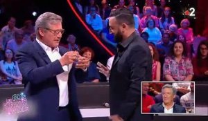 Patrick Sabatier révèle les premières images de sa nouvelle émission où Cyril Hanouna apparait très ému - Regardez