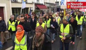 VIDEO. Tours : acte X des Gilets Jaunes, encore des affrontements avec les forces de l'ordre