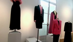 Antiquité - Quand une icône vide son dressing