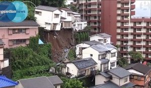 Une maison avalée par un glissement de terrain au Japon