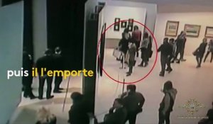 Russie : un homme vole un tableau dans un musée, en plein jour