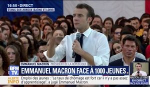 "Ça ouvre l'esprit." Devant les jeunes, Emmanuel Macron défend le service national universel
