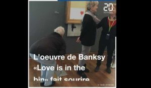 «Love is in the bin» de Banksy donne le sourire aux Allemands