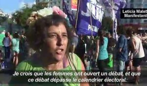 En Argentine, les "foulards verts" manifestent pour l'avortement