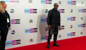 R. Kelly accusé d’agression sexuelle : le chanteur a été libéré sous caution