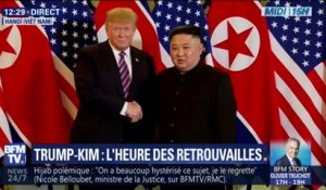 - La nouvelle poignée de mains entre Donald Trump et Kim Jong-un à Hanoï au Vietnam