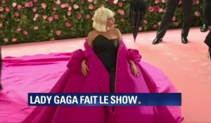 Lady Gaga a fait son show lors du Gala du MET à New York