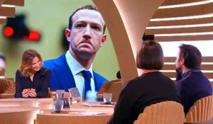 "Le premier ado attardé milliardaire" : Julien Cazarre se paye Mark Zuckerberg dans "Bonsoir"