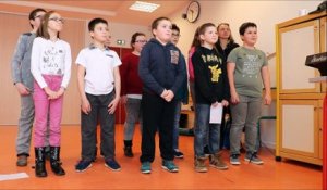 Des élèves meusiens répètent l'opéra "Nous n’irons pas à l’opéra" aux côtés du compositeur Julien Joubert