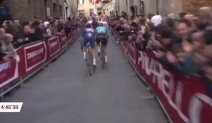 Cyclime - Julian Alaphilippe è il primo francese a vincere la Strade Bianche