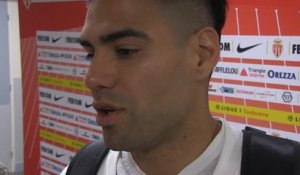 28e j. - Falcao : "Le ballon touche mon bras..."