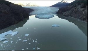 Au Chili, deux morceaux du glacier Grey se séparent à quelques semaines d'intervalle