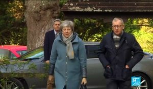 Brexit : May mène d'intenses consultations avant une semaine cruciale