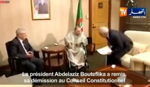 Algérie: célébrations à Alger après le départ de Bouteflika