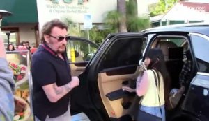Johnny Hallyday pilote automobile : une voiture du chanteur vendue à prix d’or