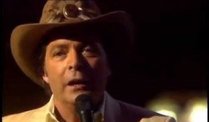 Mickey Gilley - You Need A Lady In Your Life