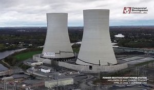 Démolition de 2 grosses cheminées (tours aéroréfrigérants)