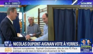 Européennes: Nicolas Dupont-Aignan a voté à Yerres