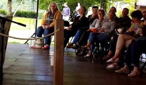 Charlelie Couture chante à la Fête du livre