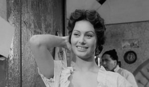 « Sophia Loren : pas italienne, mais napolitaine » - Jean A. Gili