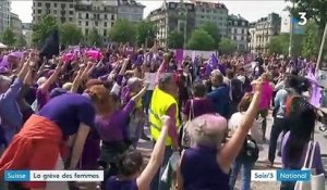 Suisse : les femmes en grève
