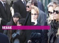 PHOTOS. Mariage de Laura Smet : elle rend hommage à Johnny dans les bras de David Hallyday