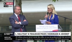Laeticia Hallyday rend hommage à Johnny Hallyday à Toulouse