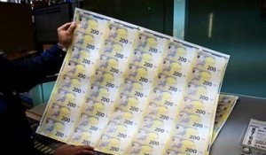 L'entrée en circulation des nouveaux billets de 100 et 200 euros